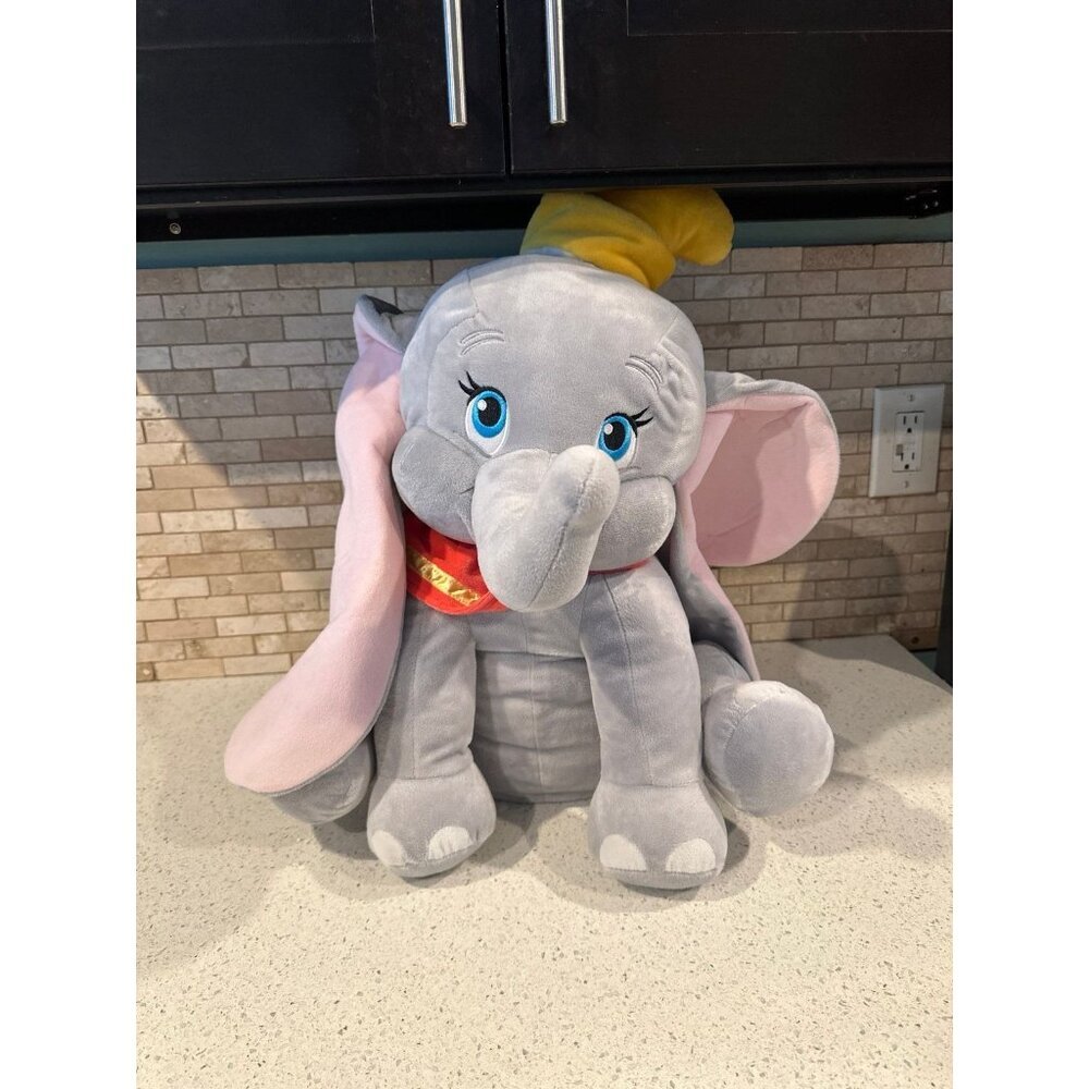 Disneyland Resort Walt Disney World 15" Dumbo Elephant Stuffed Animal Plush